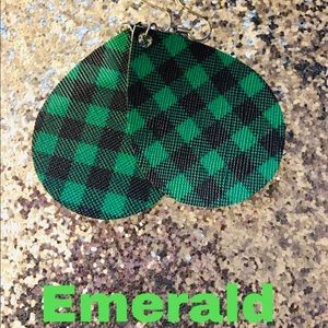 🌮Faux leather earrings